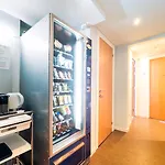 Athenas بيت ضيافة سان أدريان دي بيزوس