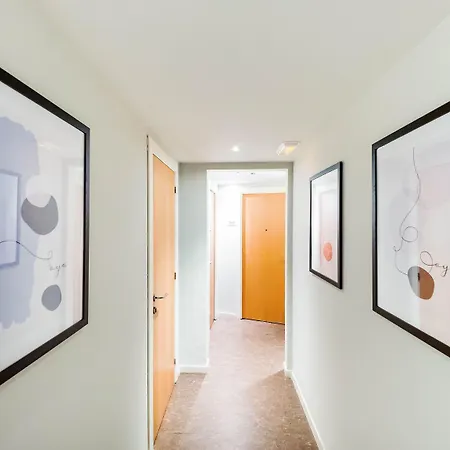 Athenas Guest house Sant Adria de Besos