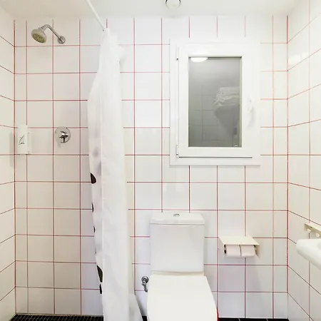 Athenas Guest house Sant Adria de Besos